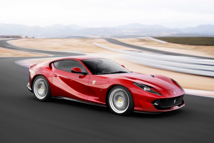 Ferrari 812 Superfast