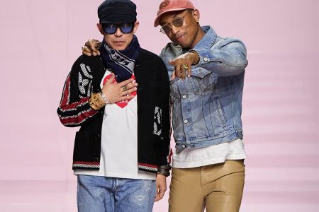 2025 巴黎时装周:Pharrell Williams 与 NIGO 携手,Louis Vuitton 2025 秋冬系列于卢浮宫惊艳揭幕