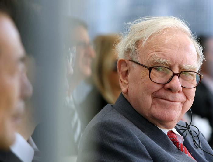 ウォーレン・バフェット氏が日本資本に注目