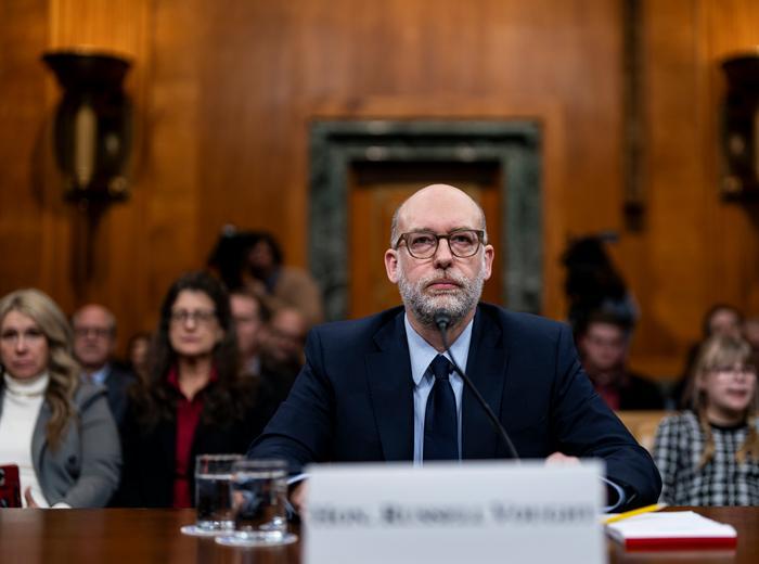 ラッセル・ヴォート氏のCFPBにおける方針転換