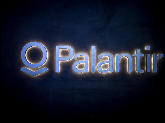 注目企業の動向と株価変動分析