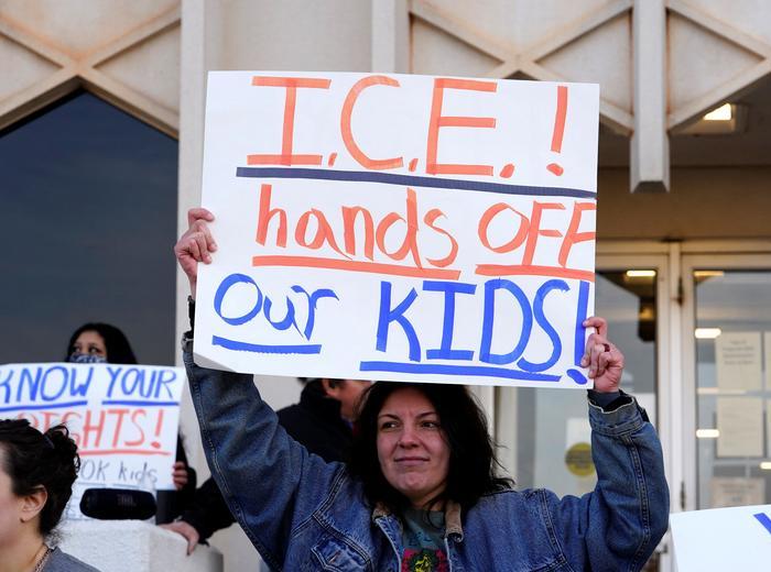 テキサス州での移民子ども問題に迫る計画