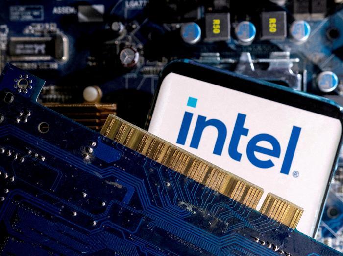 インテル(Intel)株価が約11%上昇、驚きの回復