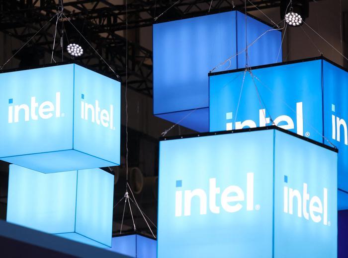 インテル(Intel)の分割計画、TSMCとブロードコムの秋波