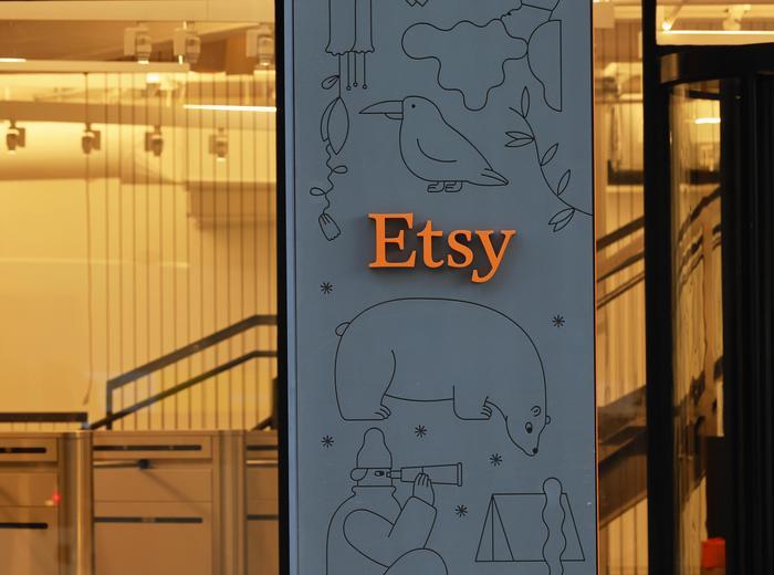 最近の企業動向:Capital OneとDiscoverの買収効果を探る