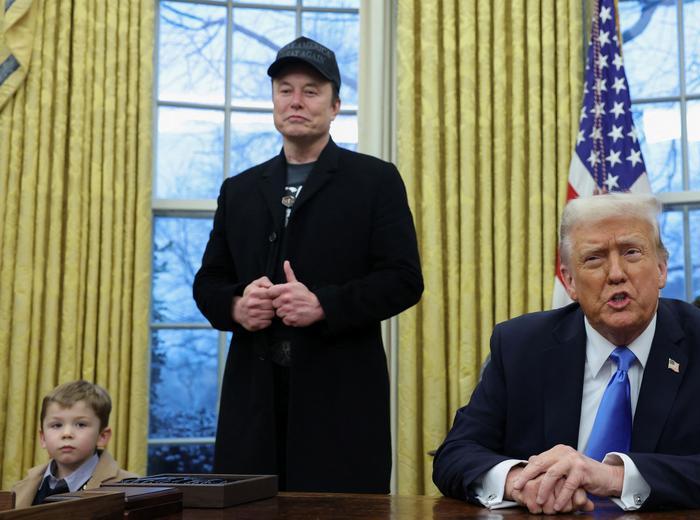 エロン・マスク氏、トランプ大統領と税還付について協議へ