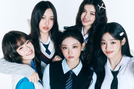 NewJeans가 새 계정을 개설했고, 다섯 멤버가 다시 무대에 복귀해 새로운 이미지 사진을 공개했습니다.