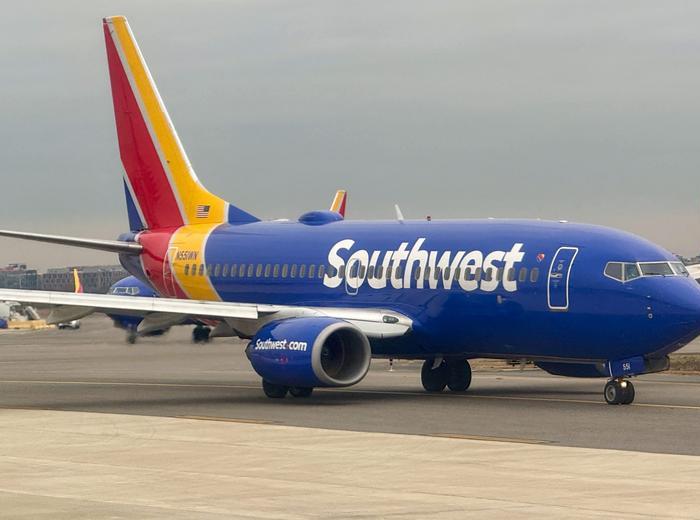 サウスウエスト航空、1,750人の人員削減を発表