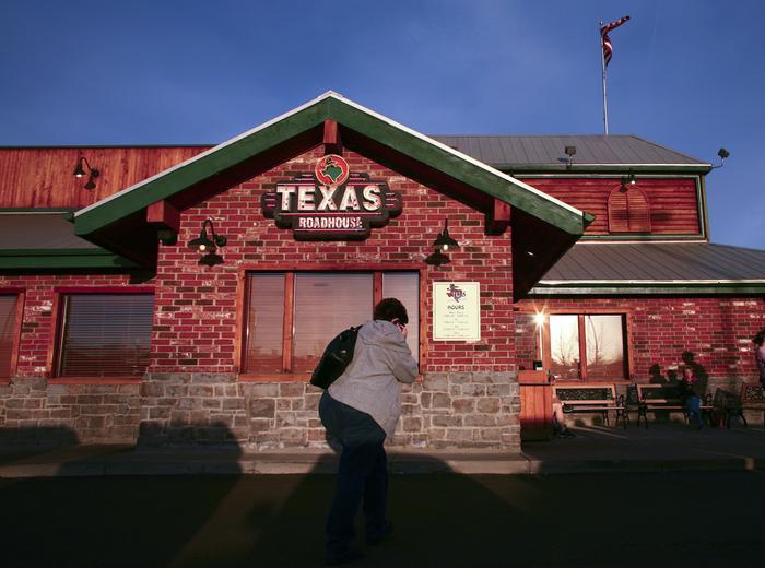 テキサス・ロードハウスが第四四半期の業績で目を引く成長を記録