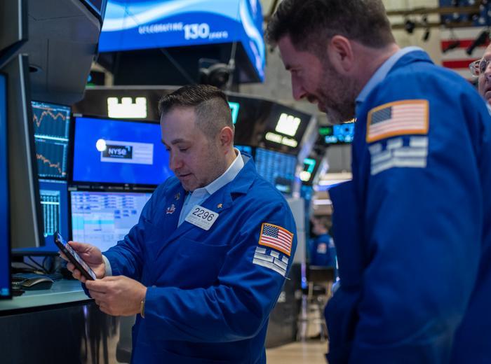 UBSによると株式市場のボラティリティが続く見込み