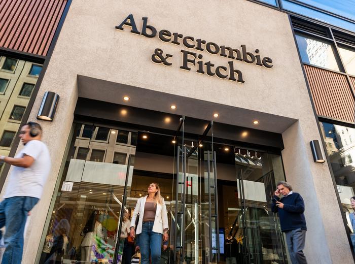 アバクロの成長鈍化と今後の見通し