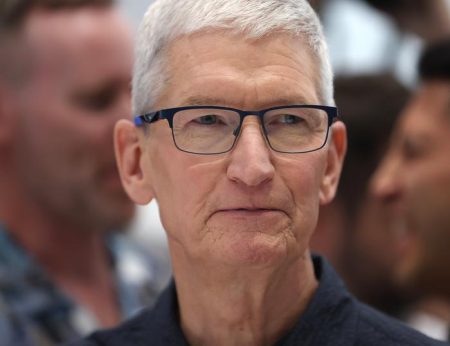 Appleの新型iPhone16、来年に機能延期