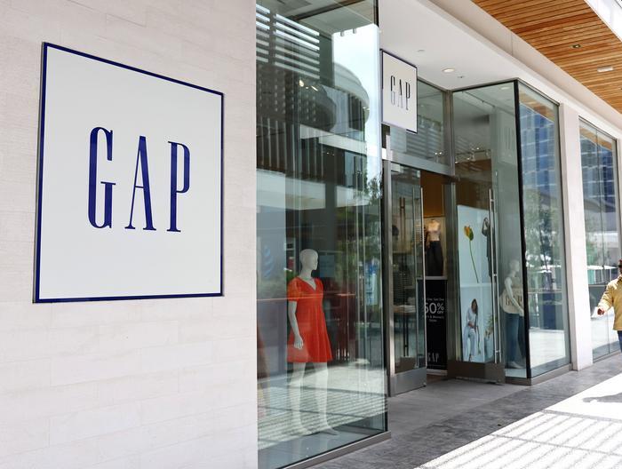 企業の注目情報、金融市場の動向を解説