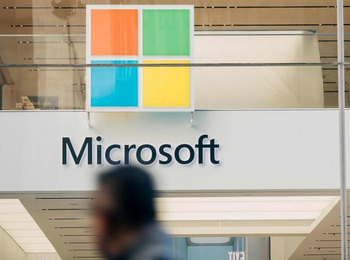 米国ニューヨークのマイクロソフト(Microsoft)ストア、ユーザーが賑わう中突如発生した障害