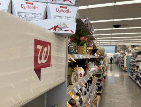 Walgreensがプライベート企業への転換を発表