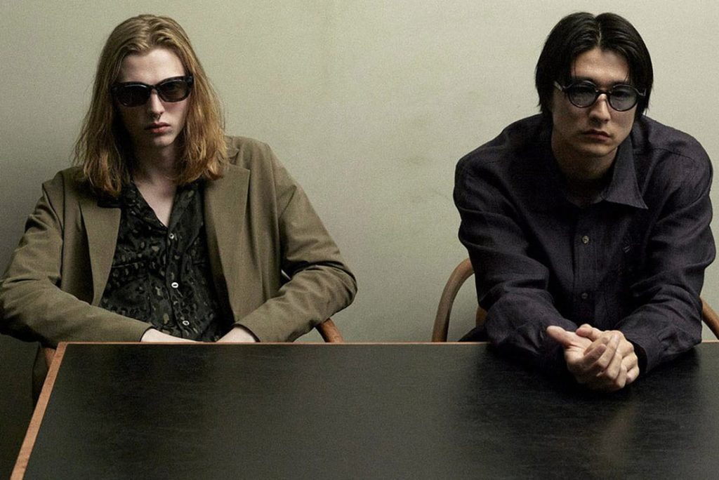 NEEDLES e FACTORY900 apresentam nova coleção futurista de óculos