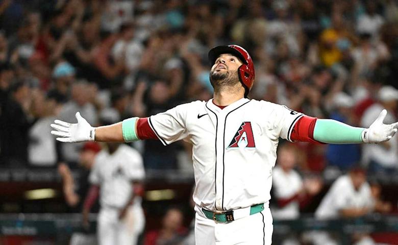 Eugenio Suárez單場四轟,響尾蛇驚艷卻不敵勇士,現成歷史第19位