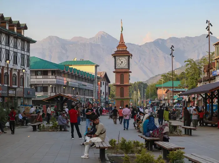 インド経済、年率7.4%成長を記録