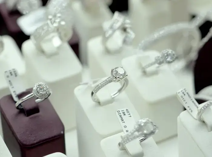 ダイヤモンド市場が直面する関税の影響