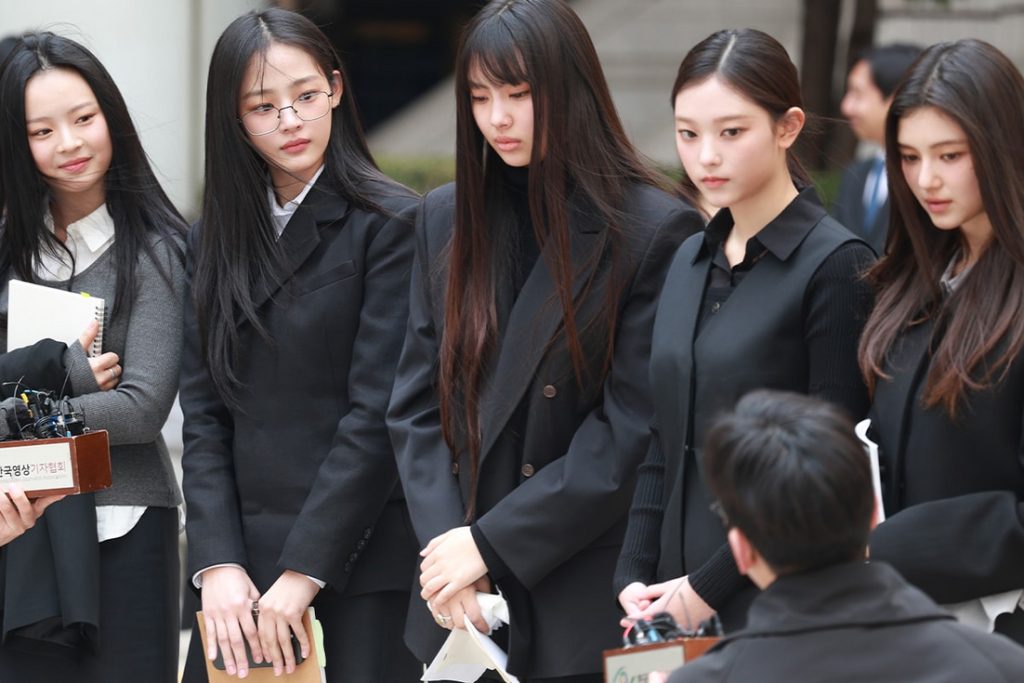 法院駁回NewJeans合約上訴,ADOR全力支持三週年活動