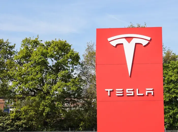 テスラ、欧州販売が減少中の背景