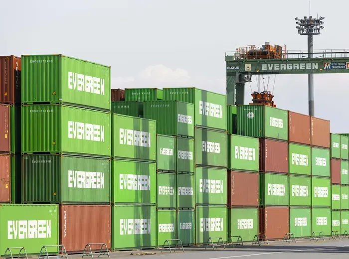 日本の対米輸出、関税リスクが影響