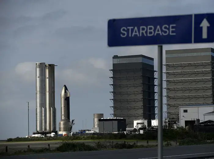 SpaceXのクレーン倒壊事故、OSHAが調査開始