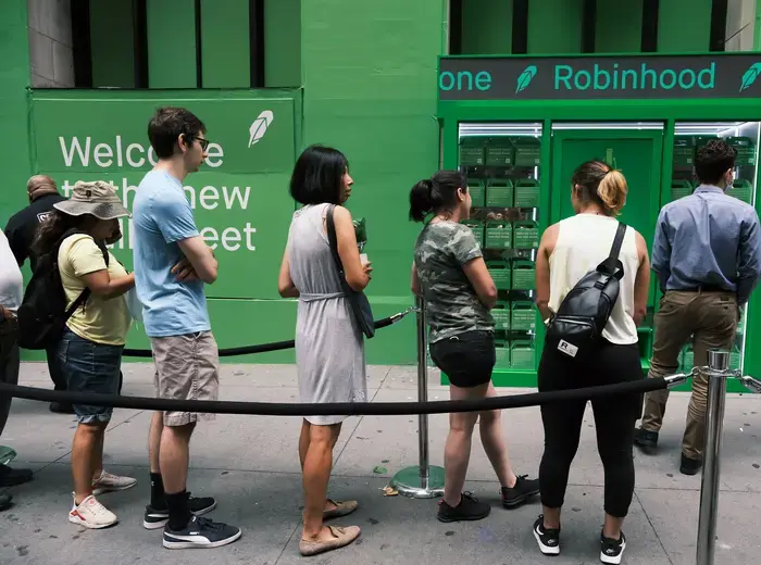 ロビンフッド、S&P 500に未選出で株価6%急落