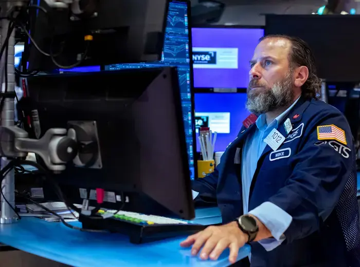 米国株式先物のわずかな下落とその背景