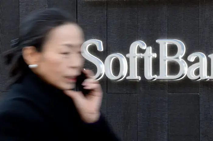 ソフトバンク、T-Mobile株2150万株を売却し48億ドル調達