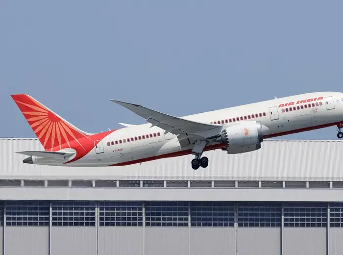 国際情勢が急変、イスラエルとイランの緊張と航空事故