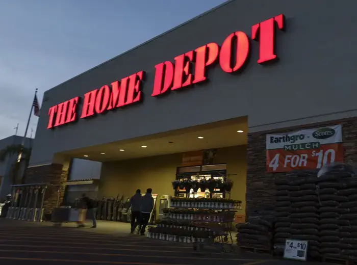 米国の企業利益と関税不確実性の影響