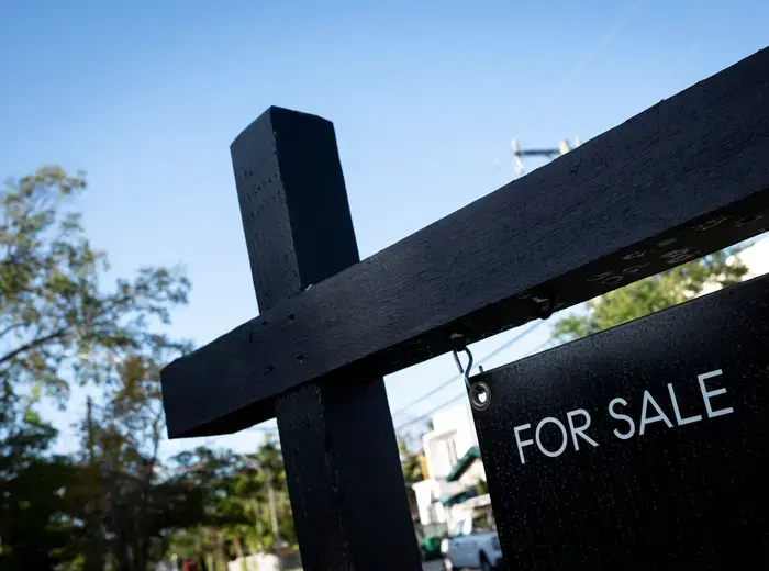 アメリカの住宅市場動向:消費者心理の低下と金利の影響