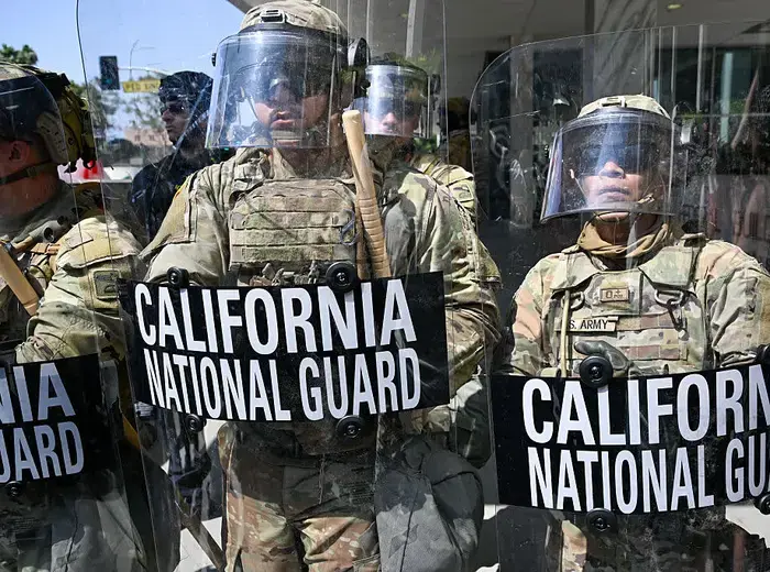 トランプ大統領の国家警備隊連邦化が違法判決に