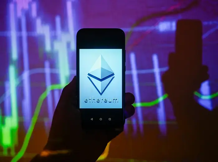 詐欺師がDonald Trumpを偽装した暗号通貨詐欺の訴訟