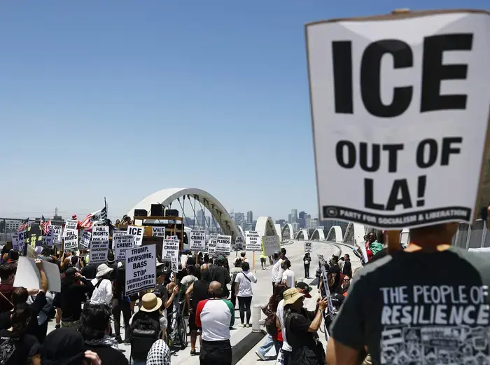 南カリフォルニアの移民抑圧政策に訴訟