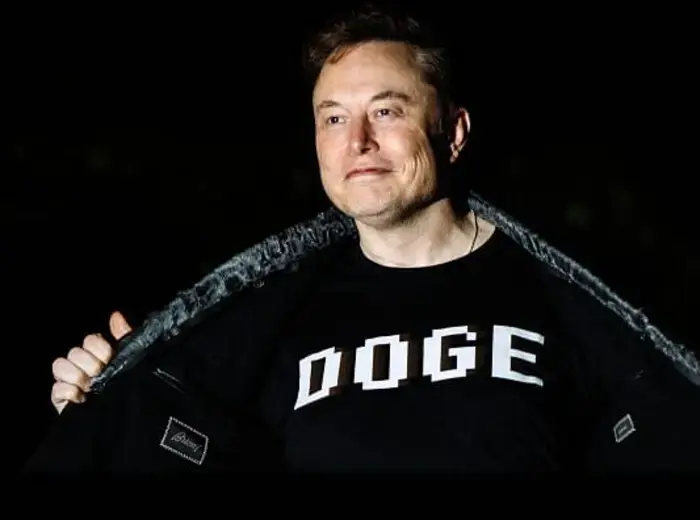 Elon Muskが新政党設立、テスラ株式に影響