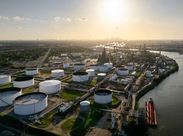 新法案の影響と課題