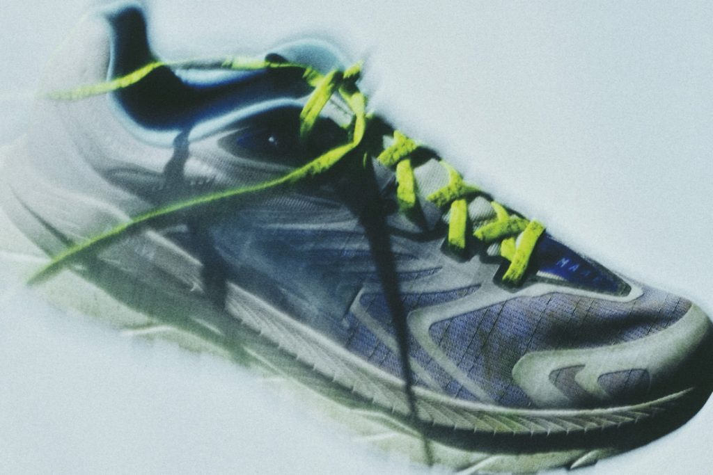 全新 HOKA x MAAP 聯名鞋款,性能與設計完美結合,獨特空氣動力學美學