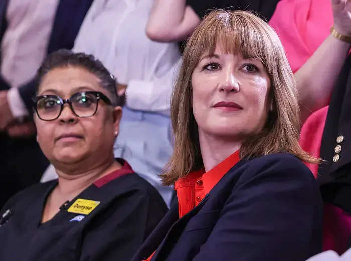 イギリス財務大臣リーブスの新政策発表