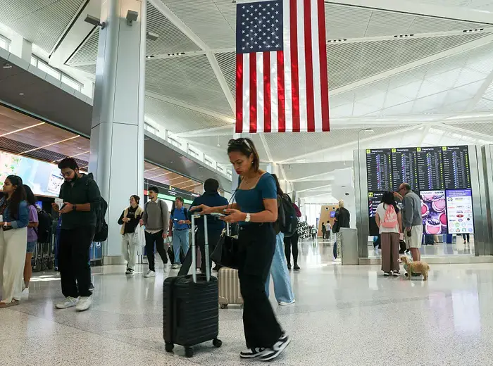 夏期航空需給見通し、再開滑走路の影響とは
