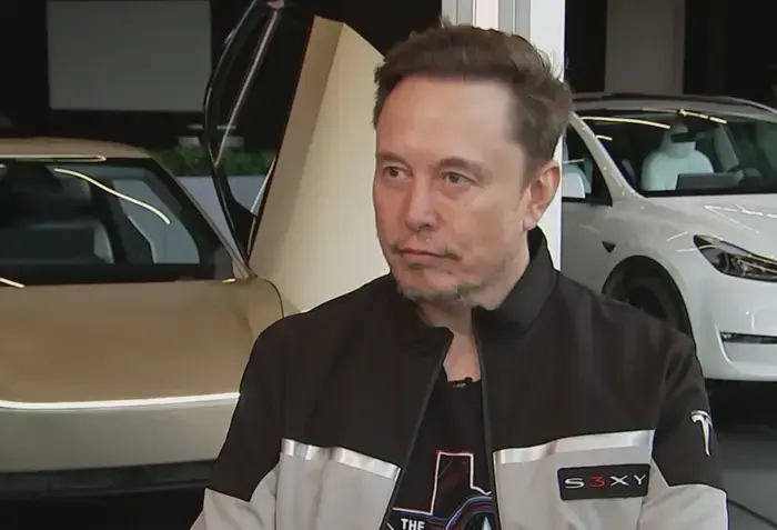 テスラの新規約、投資家の権利に影響か