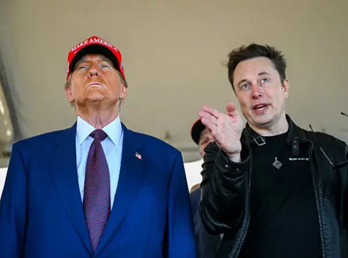 イーロン・マスクとテスラ、株価の行方は?