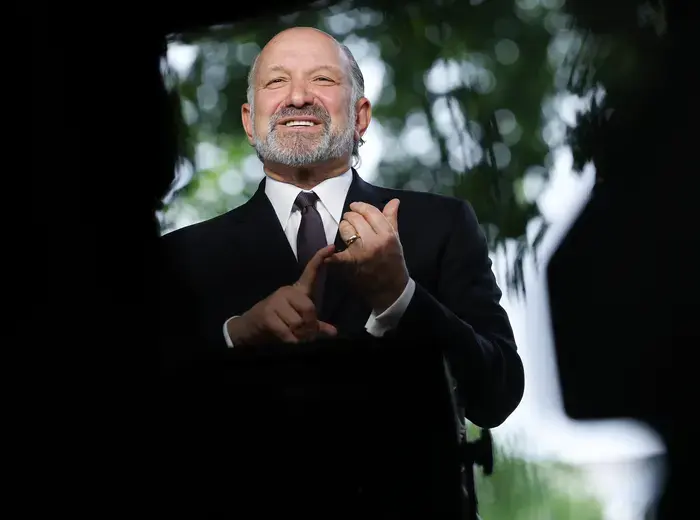 TikTokのアメリカ市場、ルトニック長官の厳しい警告