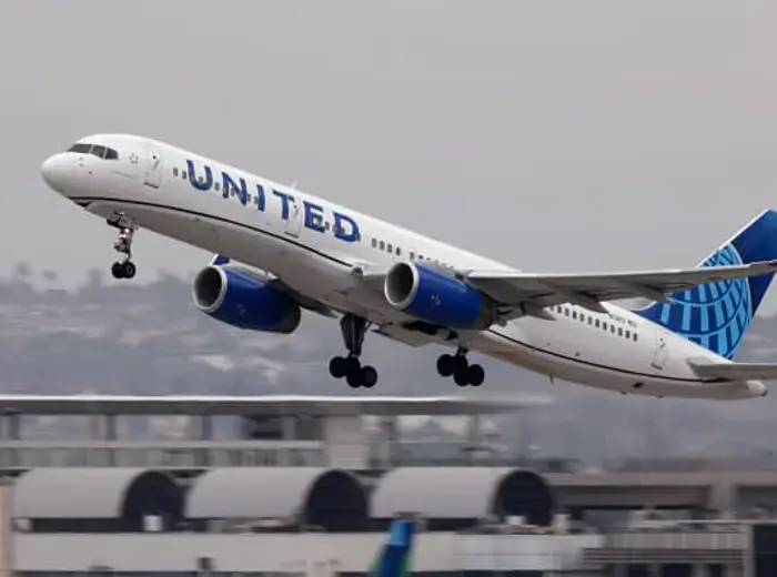 ユナイテッド航空の2025年第2四半期決算、CEOが回復期待を語る