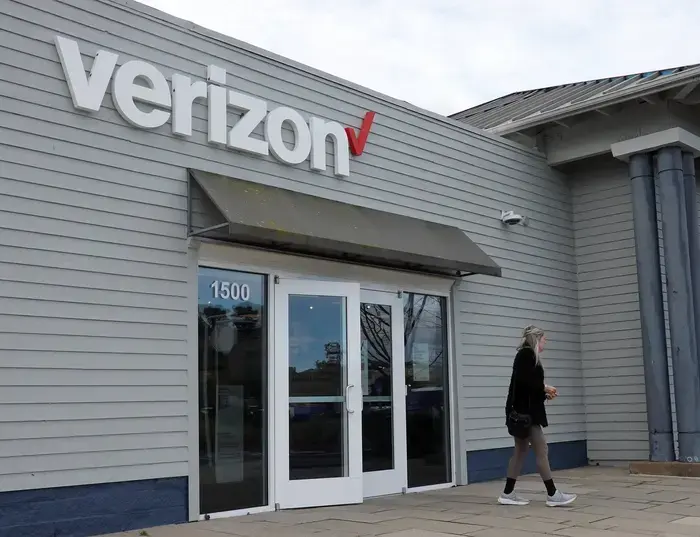 Verizon、利益予測の下限を引き上げ