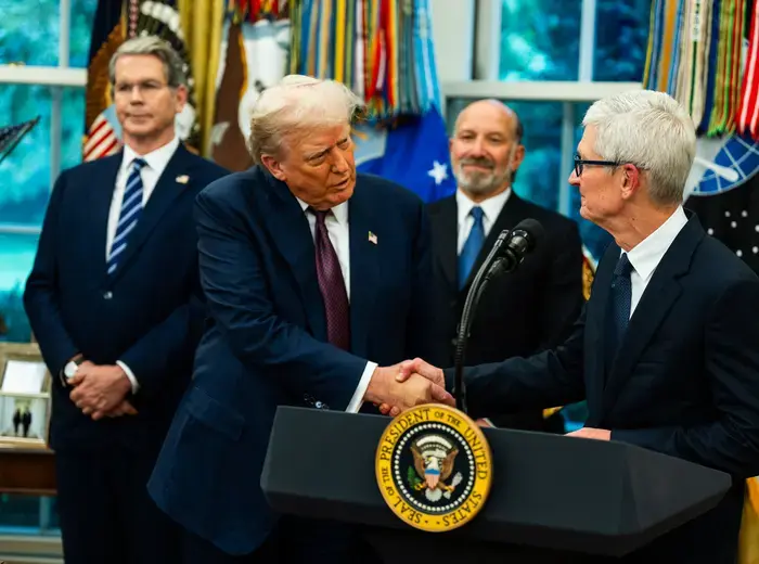 Apple、トランプ大統領の期待に応える投資計画を発表