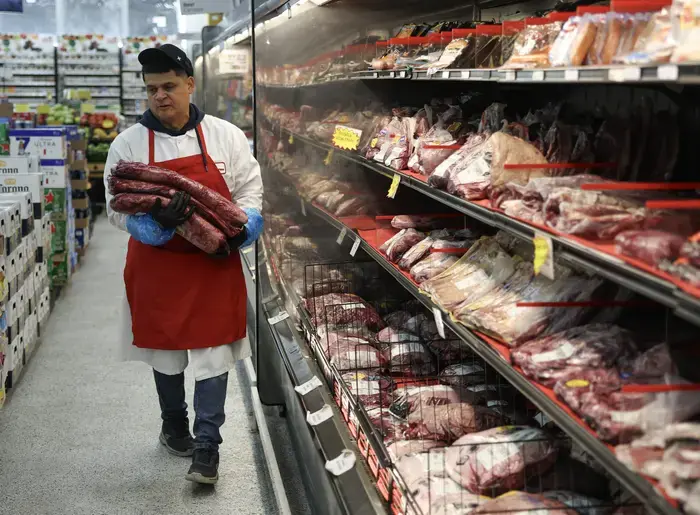 エコノミストが関税とインフレを否定