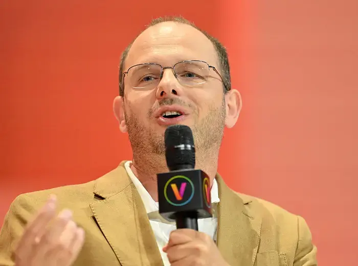 GitHub CEO、激しい競争を背景に退任へ