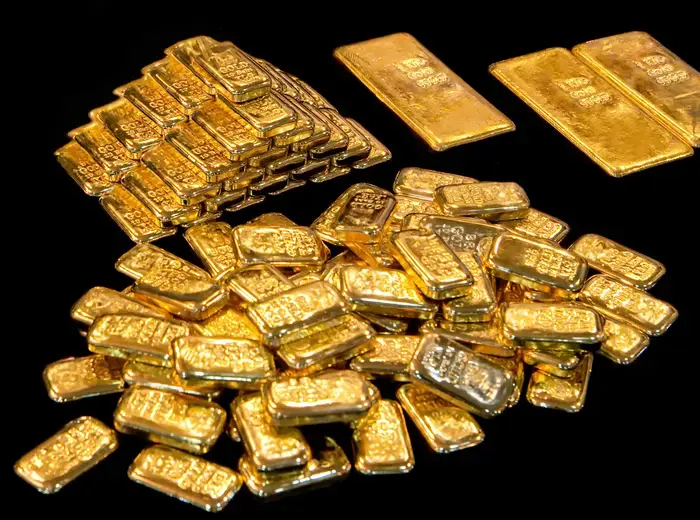 金の先物価格が史上最高値を記録